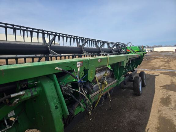 2017 John Deere 635FD Header Combine