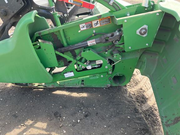 2017 John Deere 635FD Header Combine