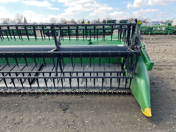 2017 John Deere 635FD Header Combine