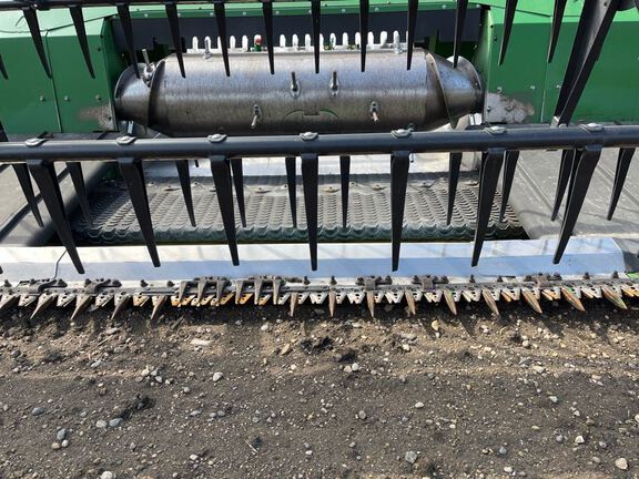 2017 John Deere 635FD Header Combine