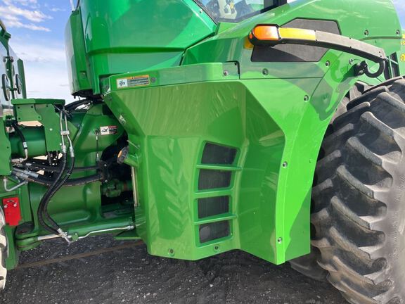 2016 John Deere 9370R Tractor 4WD