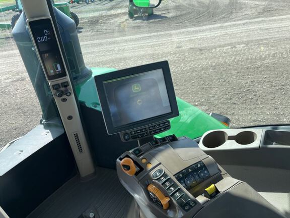 2016 John Deere 9370R Tractor 4WD