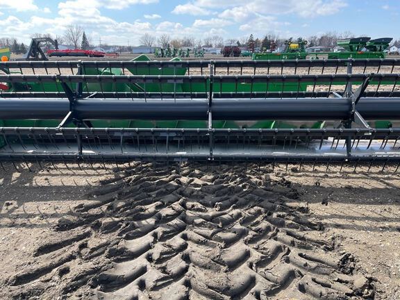 2017 John Deere 635F Header Combine