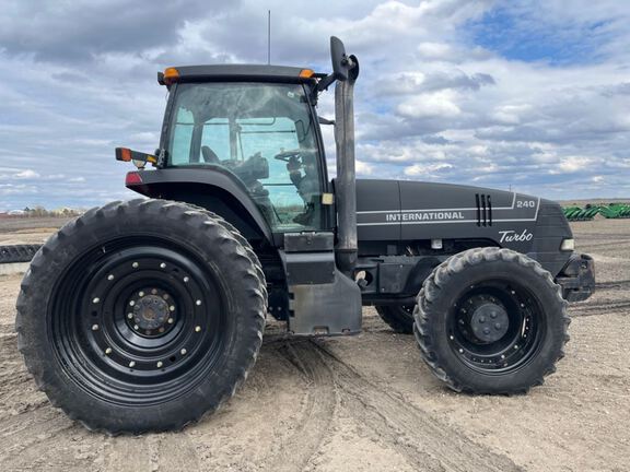 1999 Case MX240 Tractor
