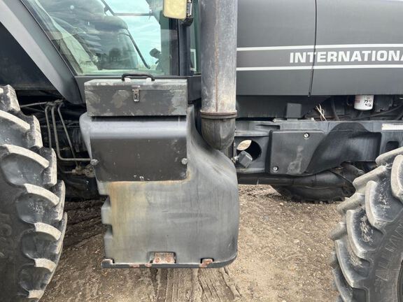 1999 Case MX240 Tractor