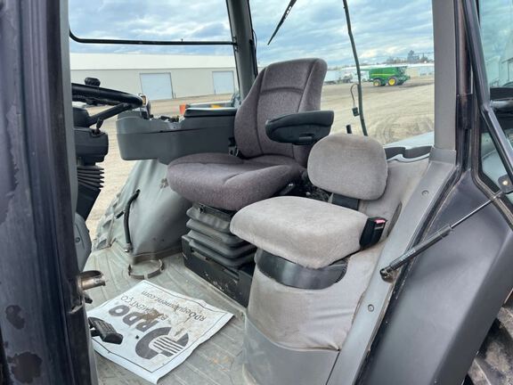 1999 Case MX240 Tractor