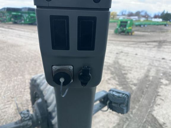 1999 Case MX240 Tractor