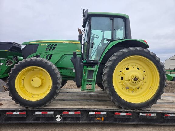 2013 John Deere 6150M Tractor