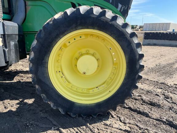 2013 John Deere 6150M Tractor