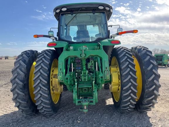 2014 John Deere 8370R Tractor