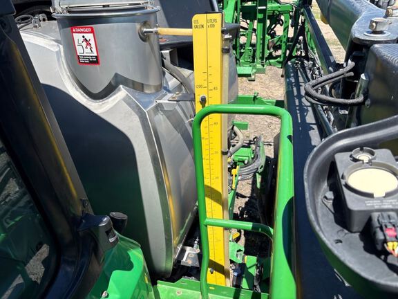 2022 John Deere 412R Sprayer/High Clearance