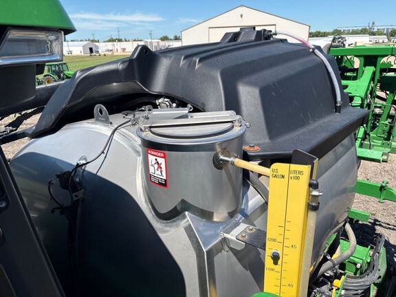 2022 John Deere 412R Sprayer/High Clearance