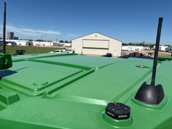 2022 John Deere 412R Sprayer/High Clearance