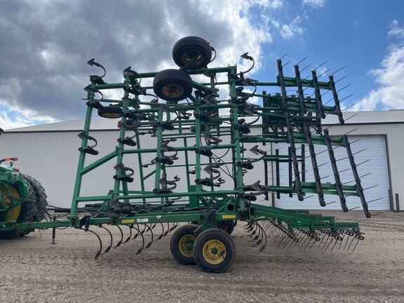 2003 John Deere 980 Field Cultivator