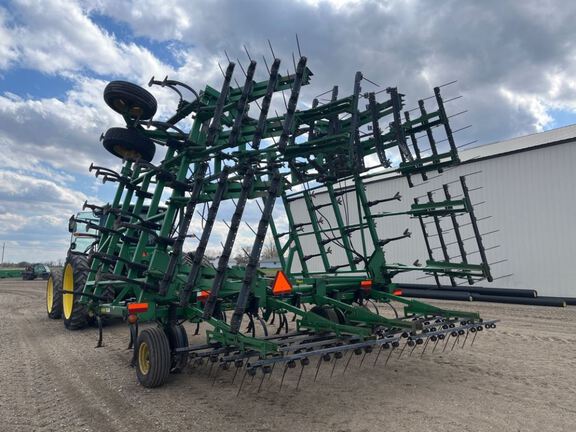 2003 John Deere 980 Field Cultivator