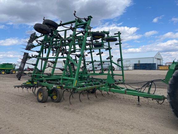 2003 John Deere 980 Field Cultivator