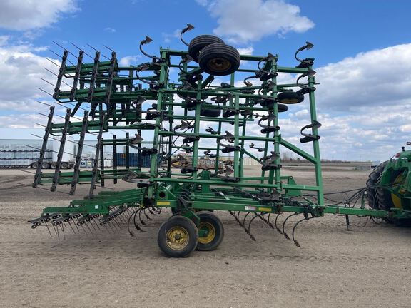 2003 John Deere 980 Field Cultivator