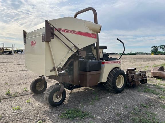 2014 Grasshopper 729 Mower/Zero Turn