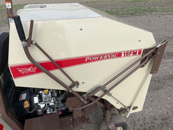 2014 Grasshopper 729 Mower/Zero Turn