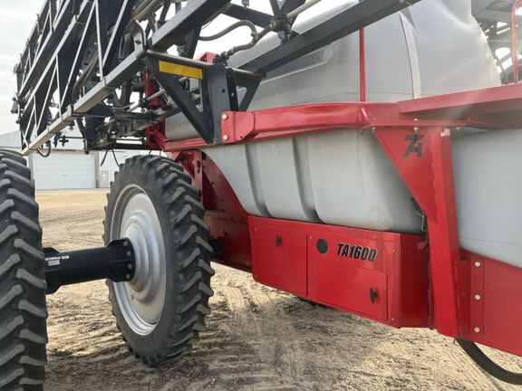 2017 Top Air TA1600 Sprayer