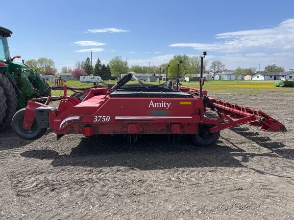 2015 Misc 3750 Beet Harvester