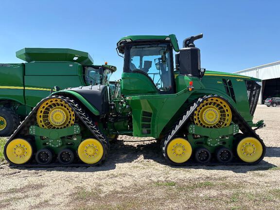 2023 John Deere 9RX 590 Tractor Rubber Track