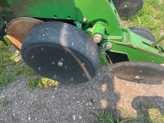 2008 John Deere DB44 Planter
