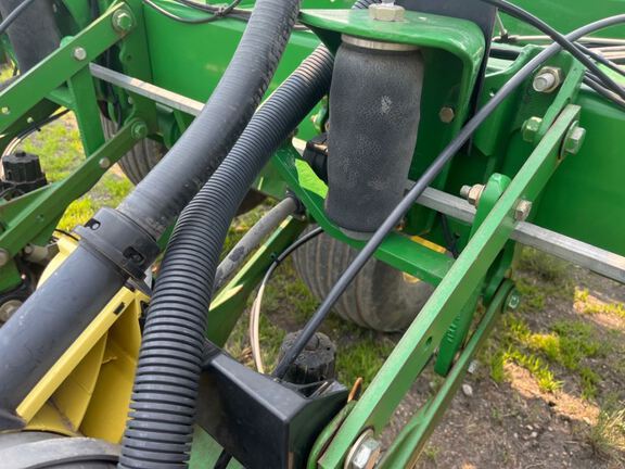 2008 John Deere DB44 Planter