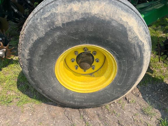 2008 John Deere DB44 Planter