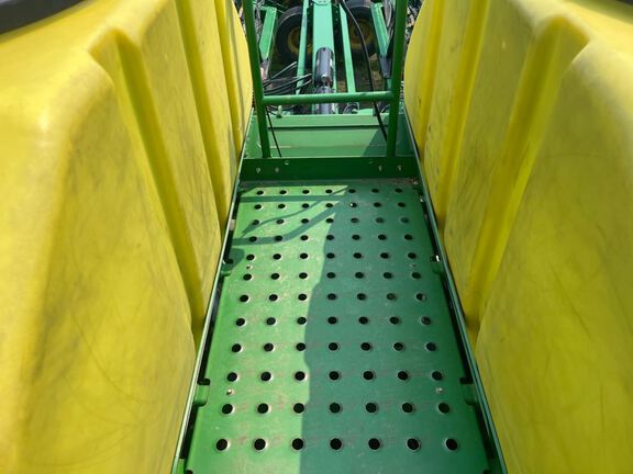 2008 John Deere DB44 Planter