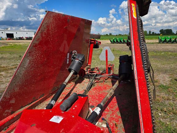 2021 Buhler Farm King 1530 Mower/Rotary Cutter