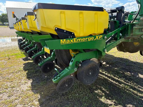2012 John Deere 1770NT Planter