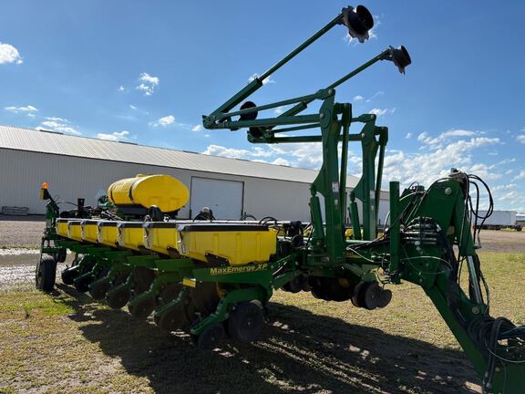 2012 John Deere 1770NT Planter