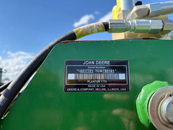 2012 John Deere 1770NT Planter
