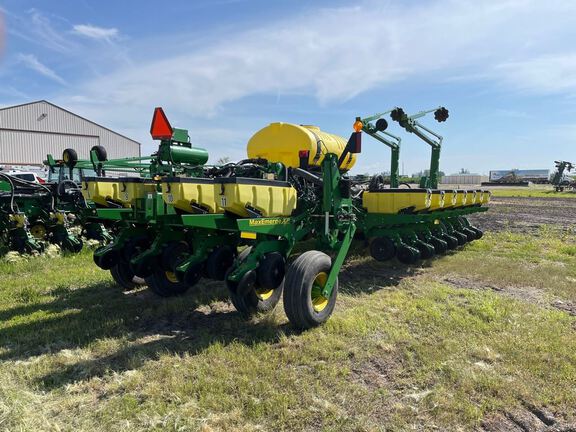 2012 John Deere 1770NT Planter
