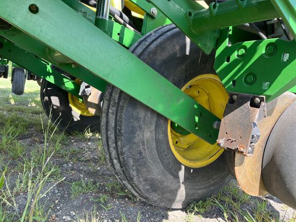 2012 John Deere 1770NT Planter
