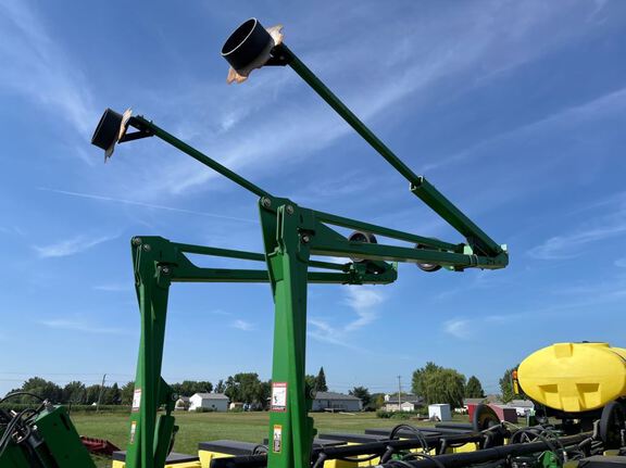 2012 John Deere 1770NT Planter