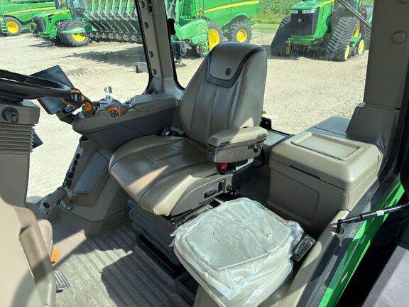 2024 John Deere 8RT 370 Tractor Rubber Track
