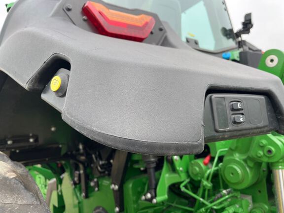 2024 John Deere 8RT 370 Tractor Rubber Track