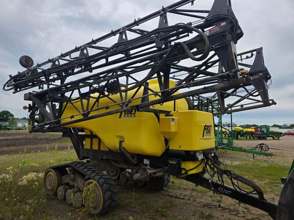 2023 Fast Distributing FS9524T Sprayer/High Clearance