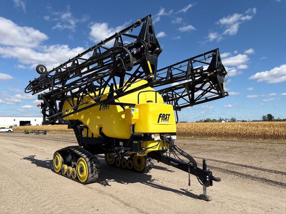 2023 Fast Distributing FS9524T Sprayer/High Clearance