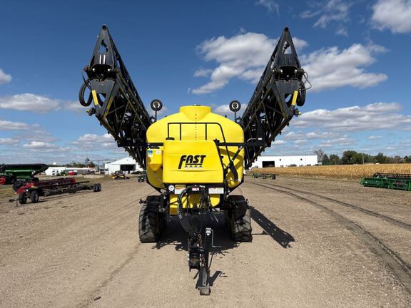 2023 Fast Distributing FS9524T Sprayer/High Clearance