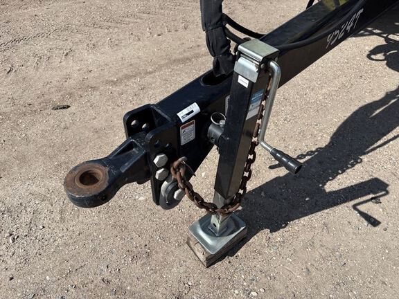 2023 Fast Distributing FS9524T Sprayer/High Clearance