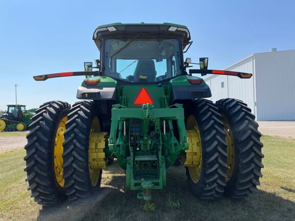 2023 John Deere 8R 250 Tractor