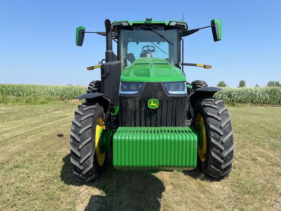 2023 John Deere 8R 250 Tractor