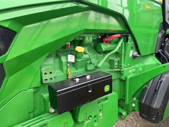 2024 John Deere 8RT 370 Tractor Rubber Track