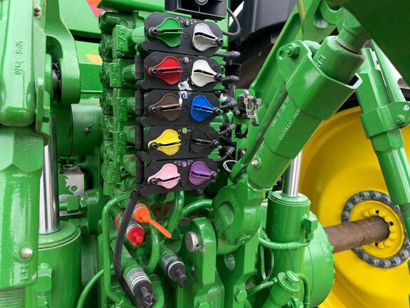 2024 John Deere 8RT 370 Tractor Rubber Track