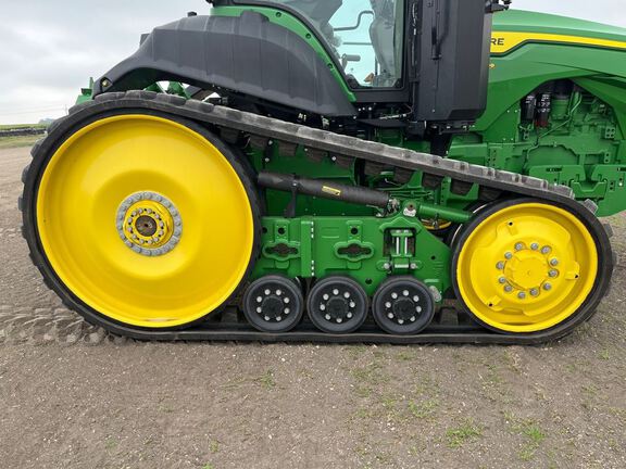 2024 John Deere 8RT 370 Tractor Rubber Track