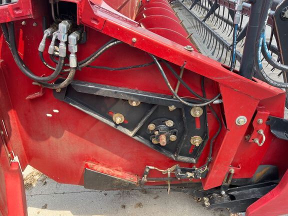 2013 Case 3020 Header Combine