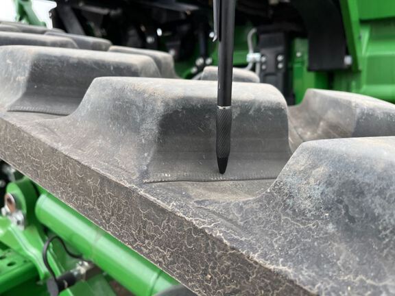 2024 John Deere 8RT 410 Tractor Rubber Track